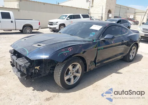 2021 Ford Mustang Ecoboost Fastback z USA, uszkodzony, nr VIN 1FA6P8TH4M5113017